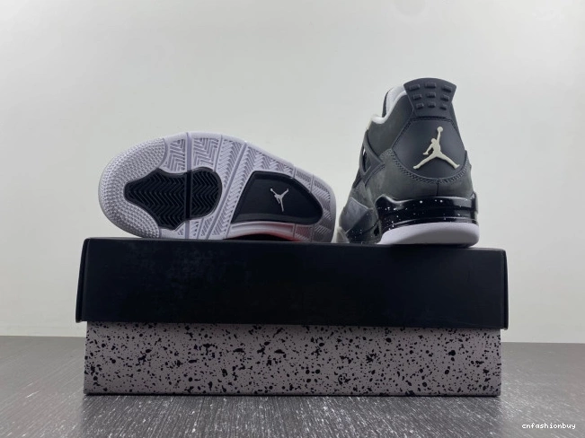 4 626969-030 Fear Jordan (2013) Pack Retro 0918